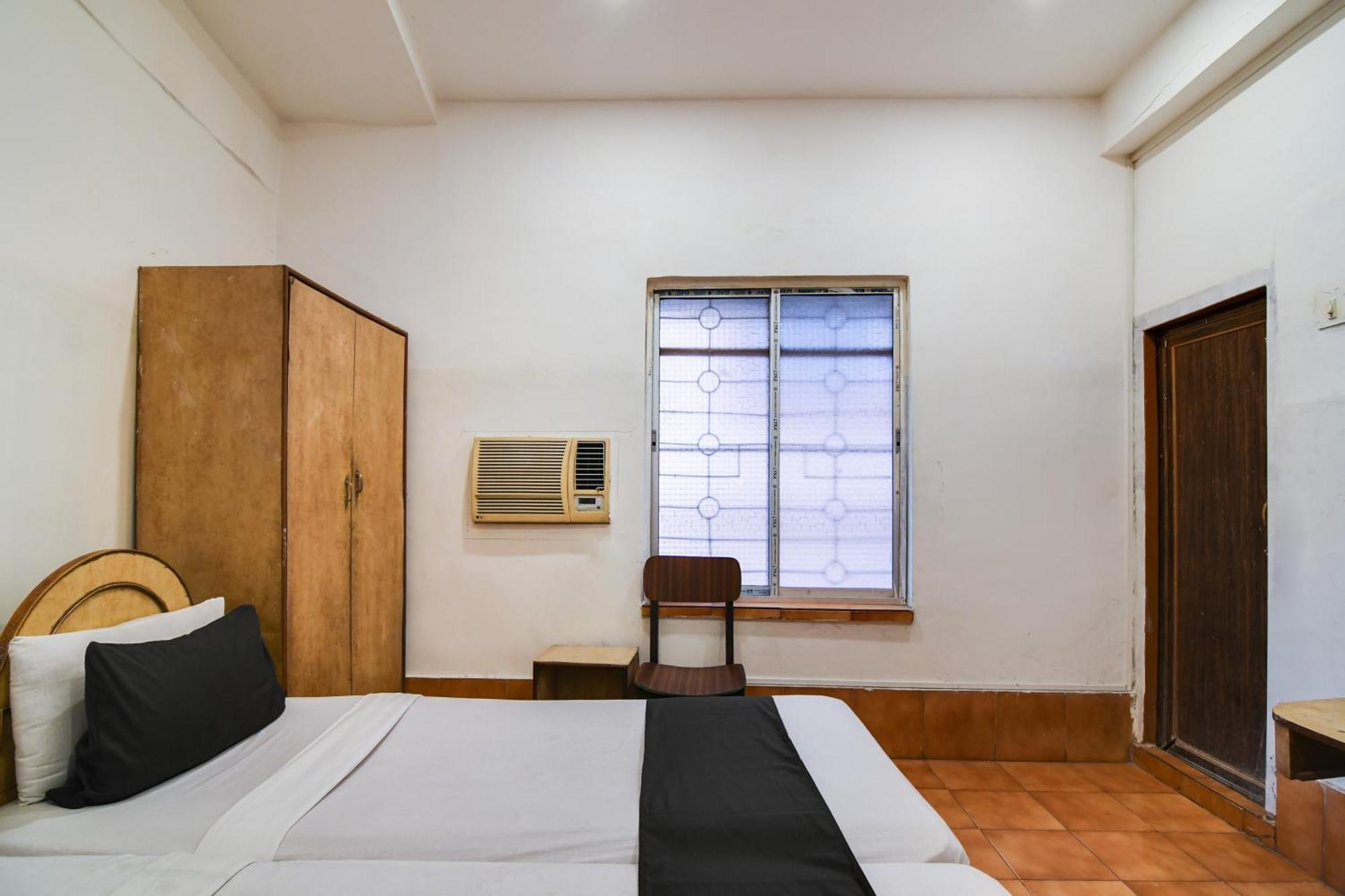 Hotel O Dinar Kalküta Dış mekan fotoğraf
