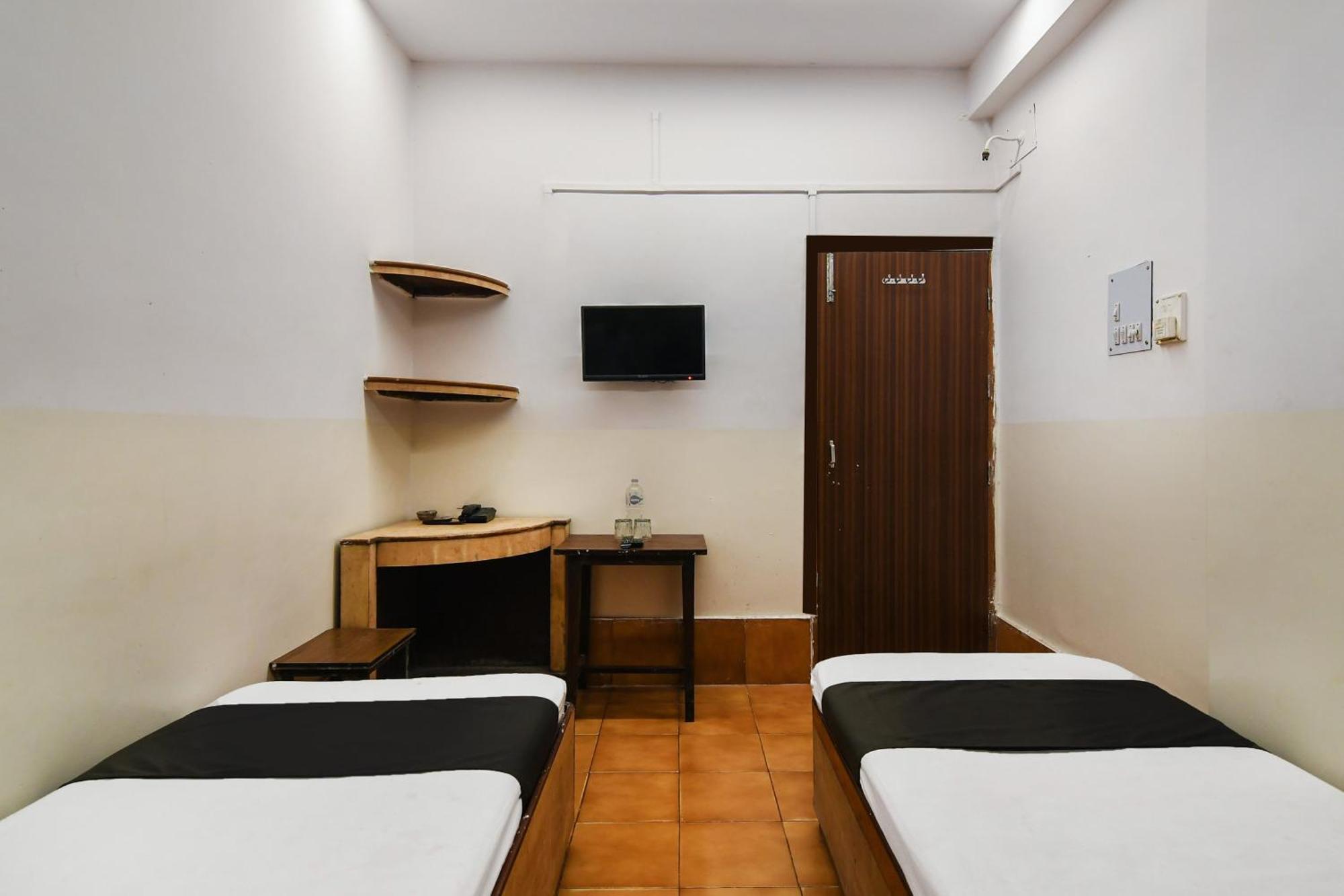 Hotel O Dinar Kalküta Dış mekan fotoğraf